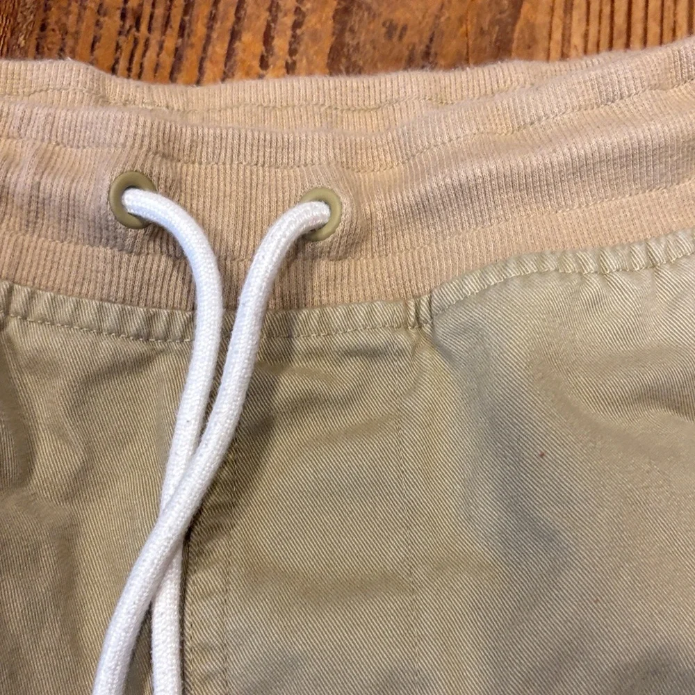 Adidas khaki Men's skate Shorts - Picture 6 of 10